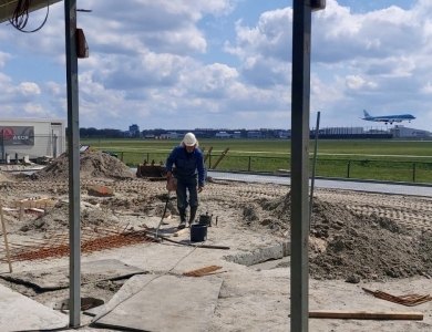 Foto bij:Verbouwing McDonald's Schiphol op planning